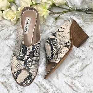 Steve Madden Mindey Snake Block Heel Mules Sz 8.5